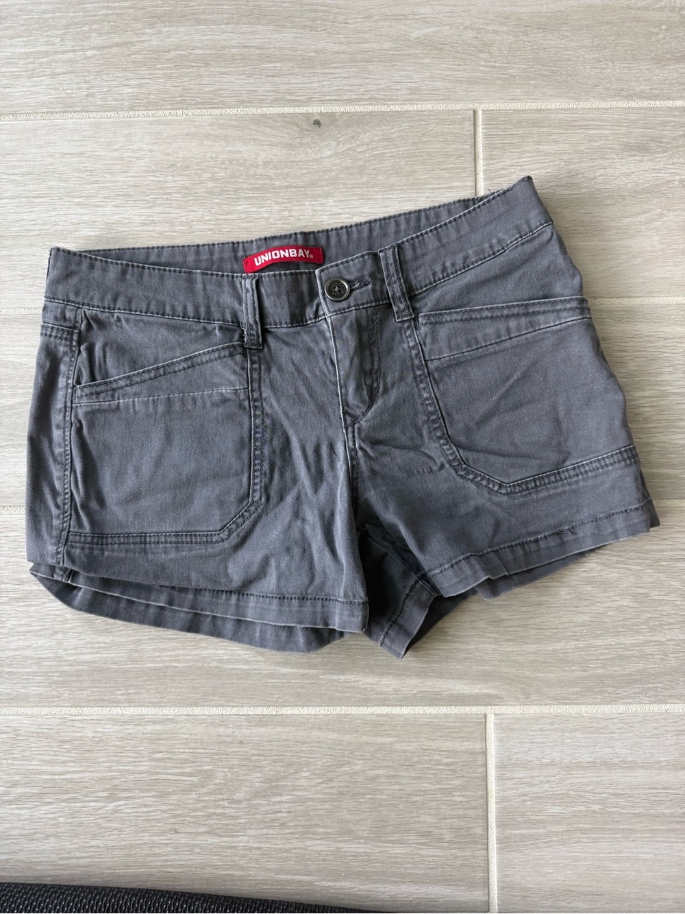 UNIONBAY Women's Gray Denim-Style Short Shorts